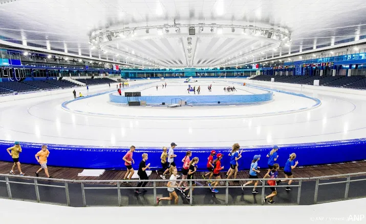 schaatskampioenen al vroeg in actie