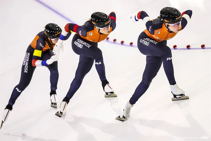 schaatssters winnen teamsprint en klassement in quebec