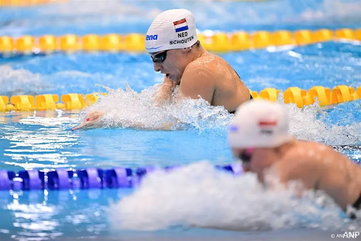 schouten en van roon door estafetteteams naar finale ek kortebaan