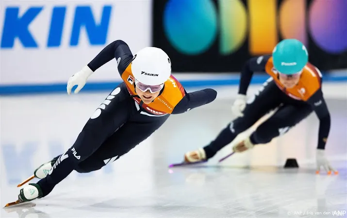 shorttrackers velzeboer en van t wout prolongeren nk titel