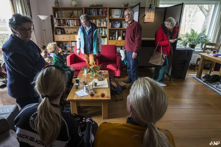 stemmen op kleinste stembureau gaat voortreffelijk