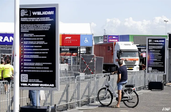 stormloop op huurfietsen rond zandvoort voor formule 1