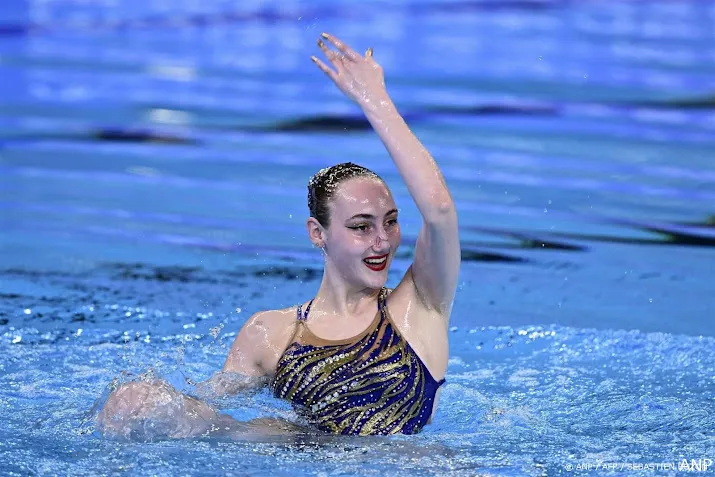 synchroonzwemster steenbeek als derde naar ek finale vrije kur