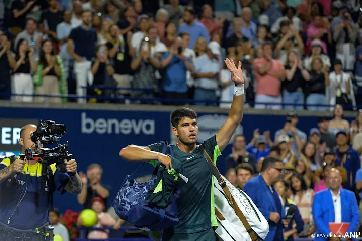 tennisser alcaraz verrassend uitgeschakeld in toronto