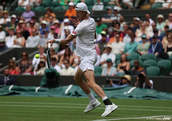 tevreden brouwer heeft zverev laten werken voor de zege