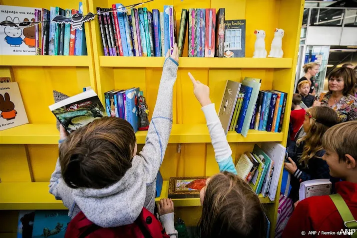 uitgevers ook schrijvers die pim lammers verdedigen nu bedreigd