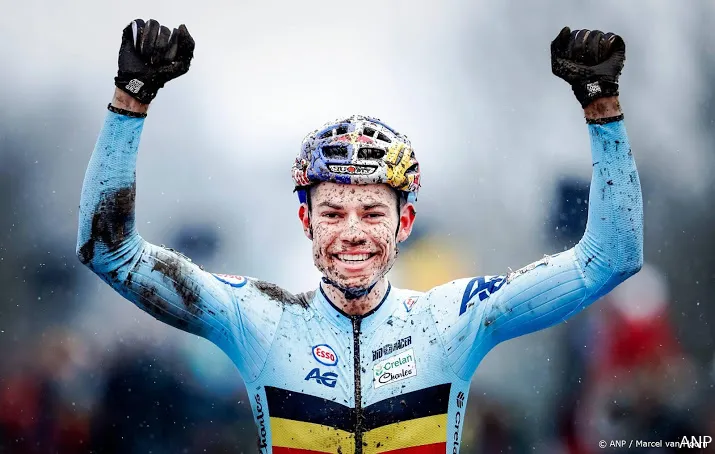 van aert voor drie jaar naar jumbo visma