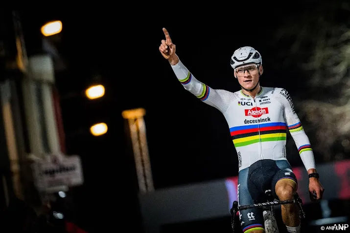 van der poel ook oppermachtig in zijn zesde cross van dit seizoen