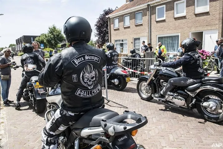 voormalig leden motorclub vechten maatregel defensie aan