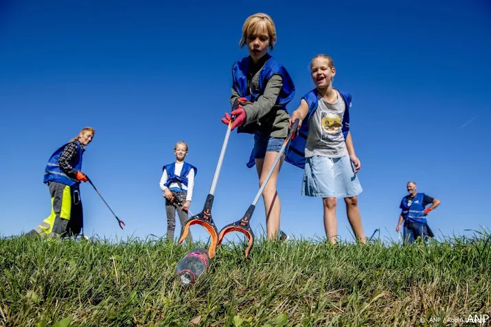 vrijwilligers maken nederland stuk schoner op world cleanup day