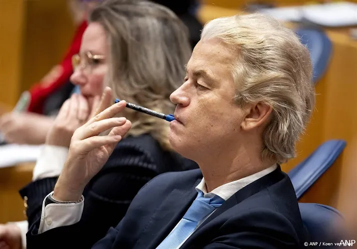 wilders wil nieuwe informateurs acht weken geven sneller mag ook