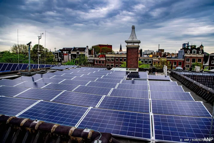 zonnig lenteweer stuwt opwek groene stroom