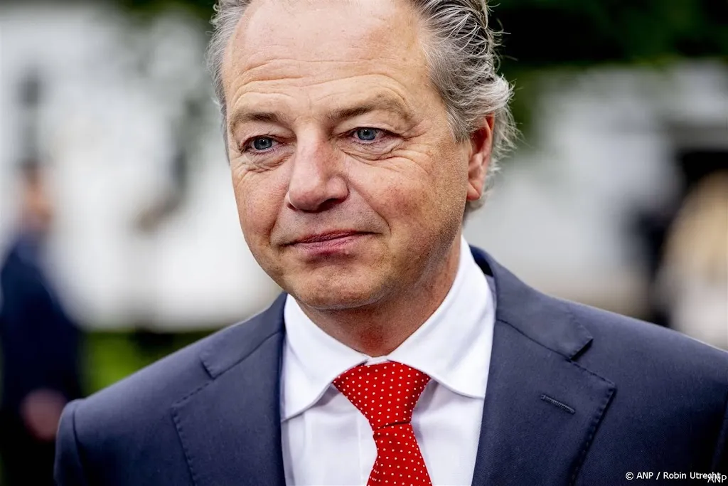 anp200525038 1