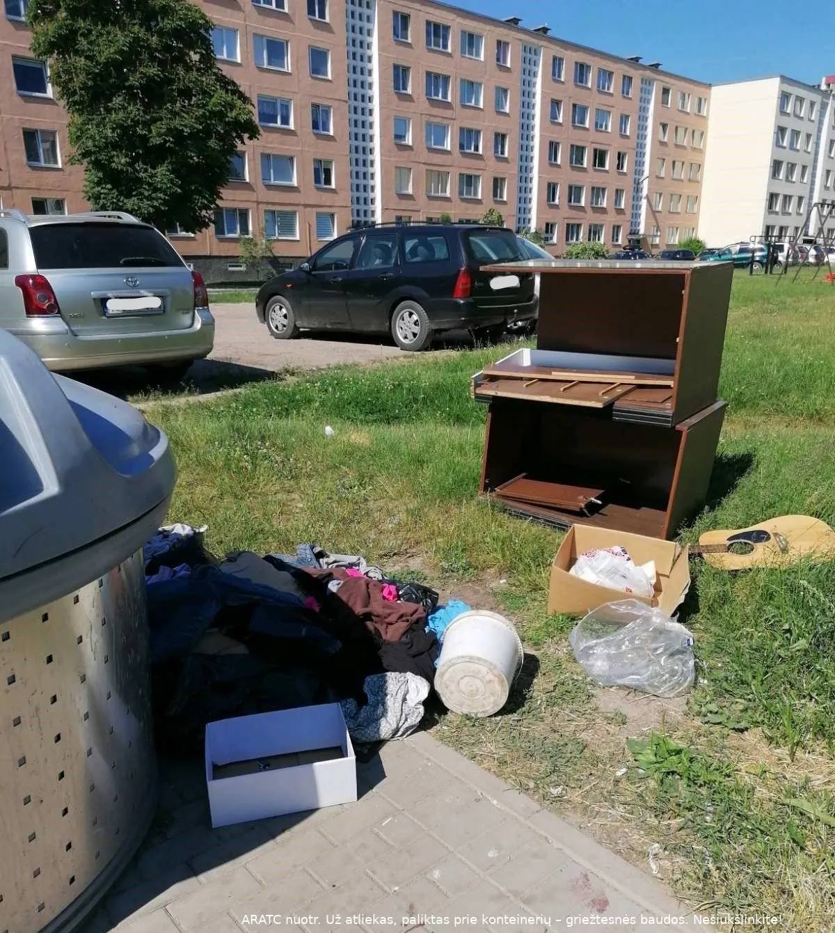 baldai prie konteineriu