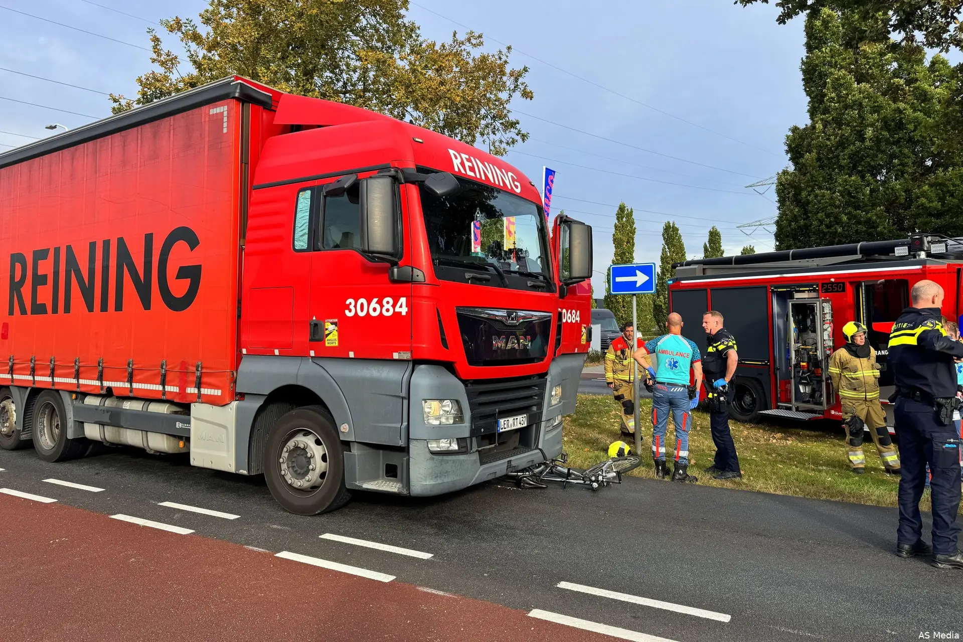 dodelijk ongeval vrachwagen uden scaled
