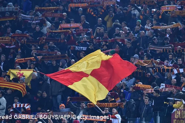 tifosi sciarpata roma bate