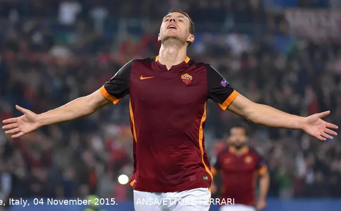 roma bayer leverkusen dzeko esultanza 3