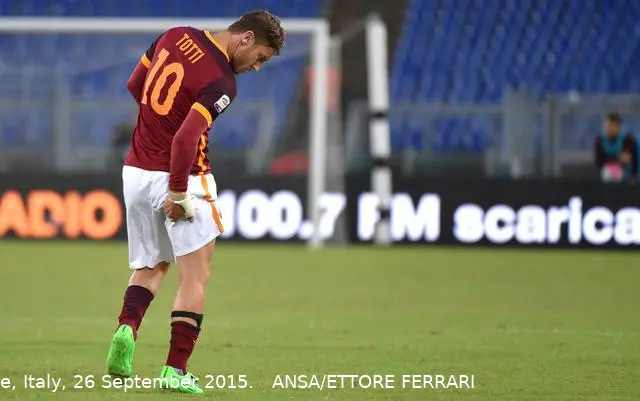 roma carpi totti infortunio1