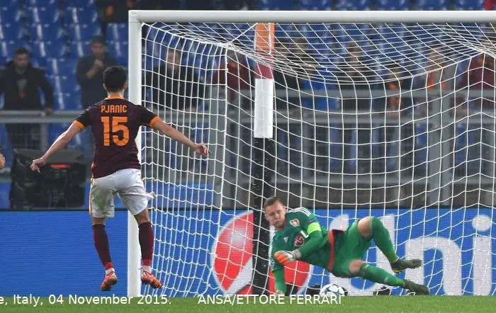 roma bayer leverkusen pjanic rigore gol