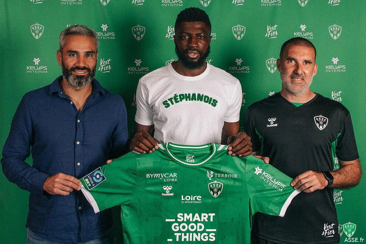 l asse signe son attaquant vedette ibrahim sissoko est vert 488993955 362514