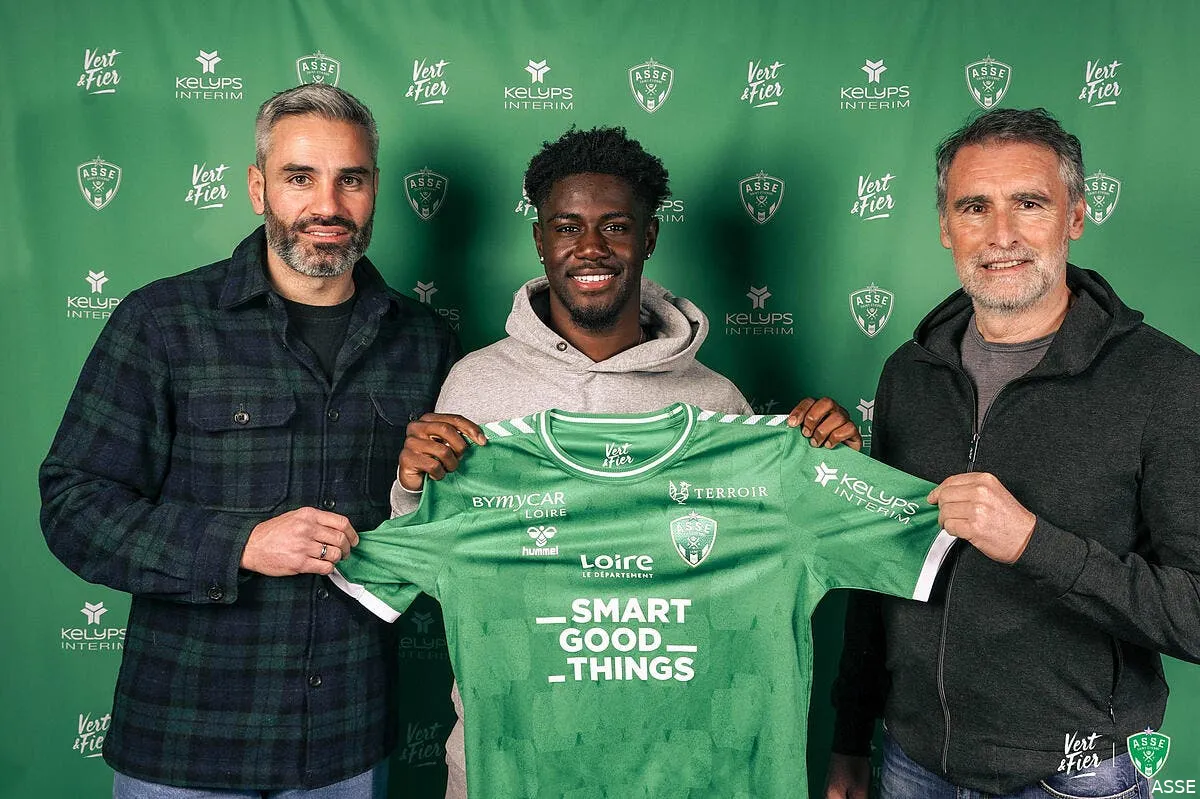 l2 nathanael mbuku officiellement prete a l asse nathanael mbuku s engage avec les verts 1598671652 370879