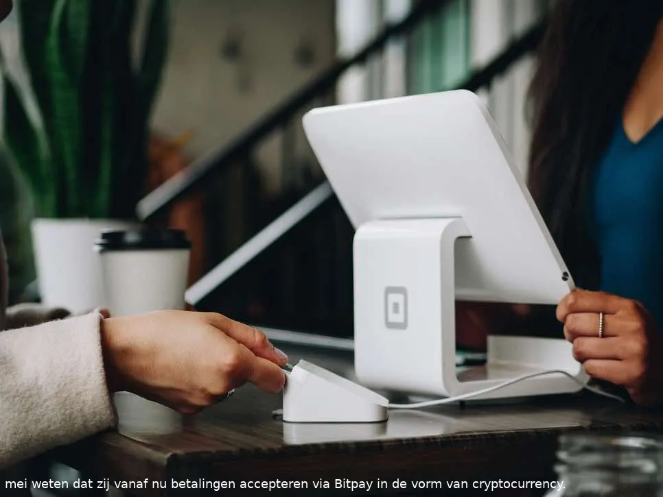 att werkt samen met bitpay en accepteert cryptocurrency