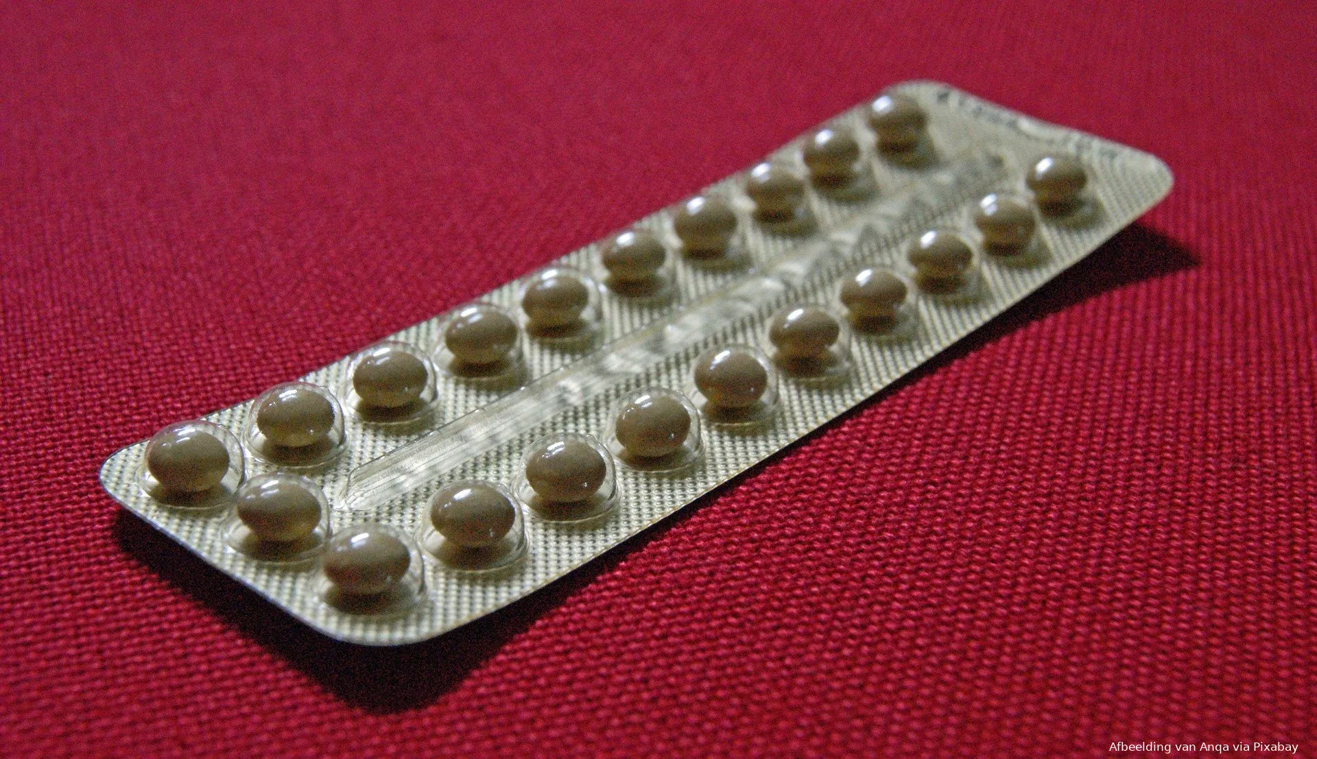 contraceptive pills 849413 1920