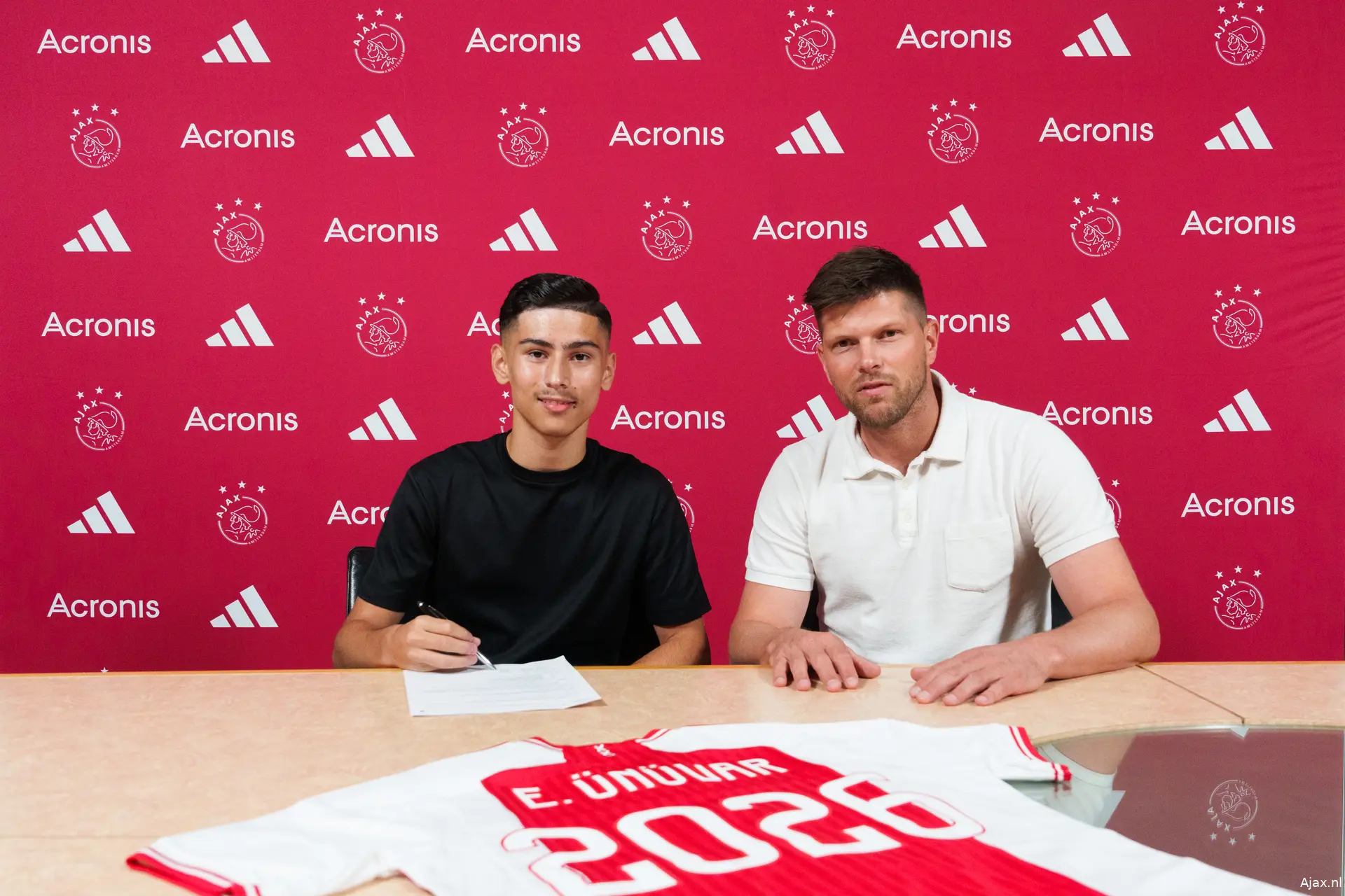 emre unuvar contract