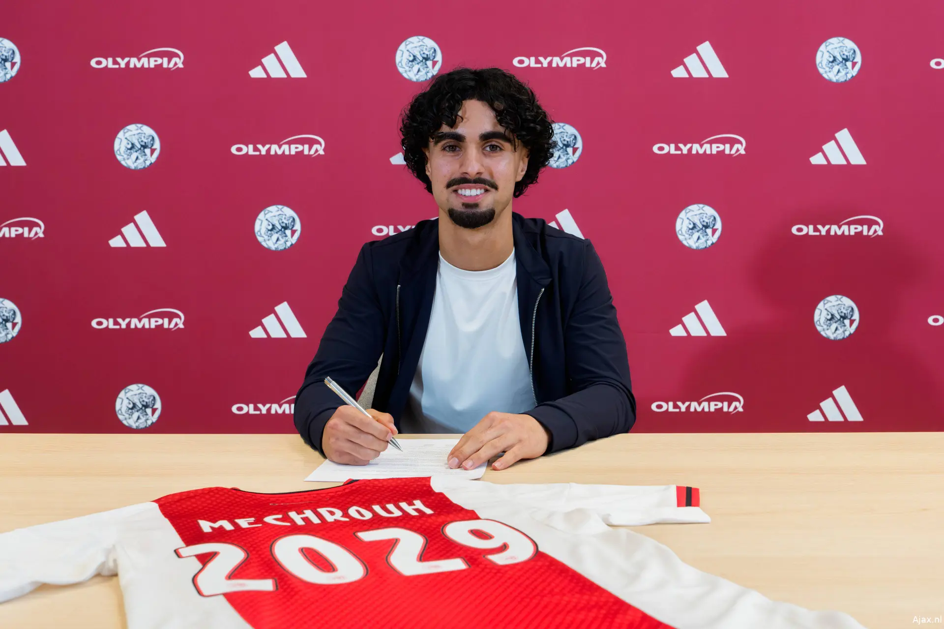 Ajax Showtime Elias Mechrouh