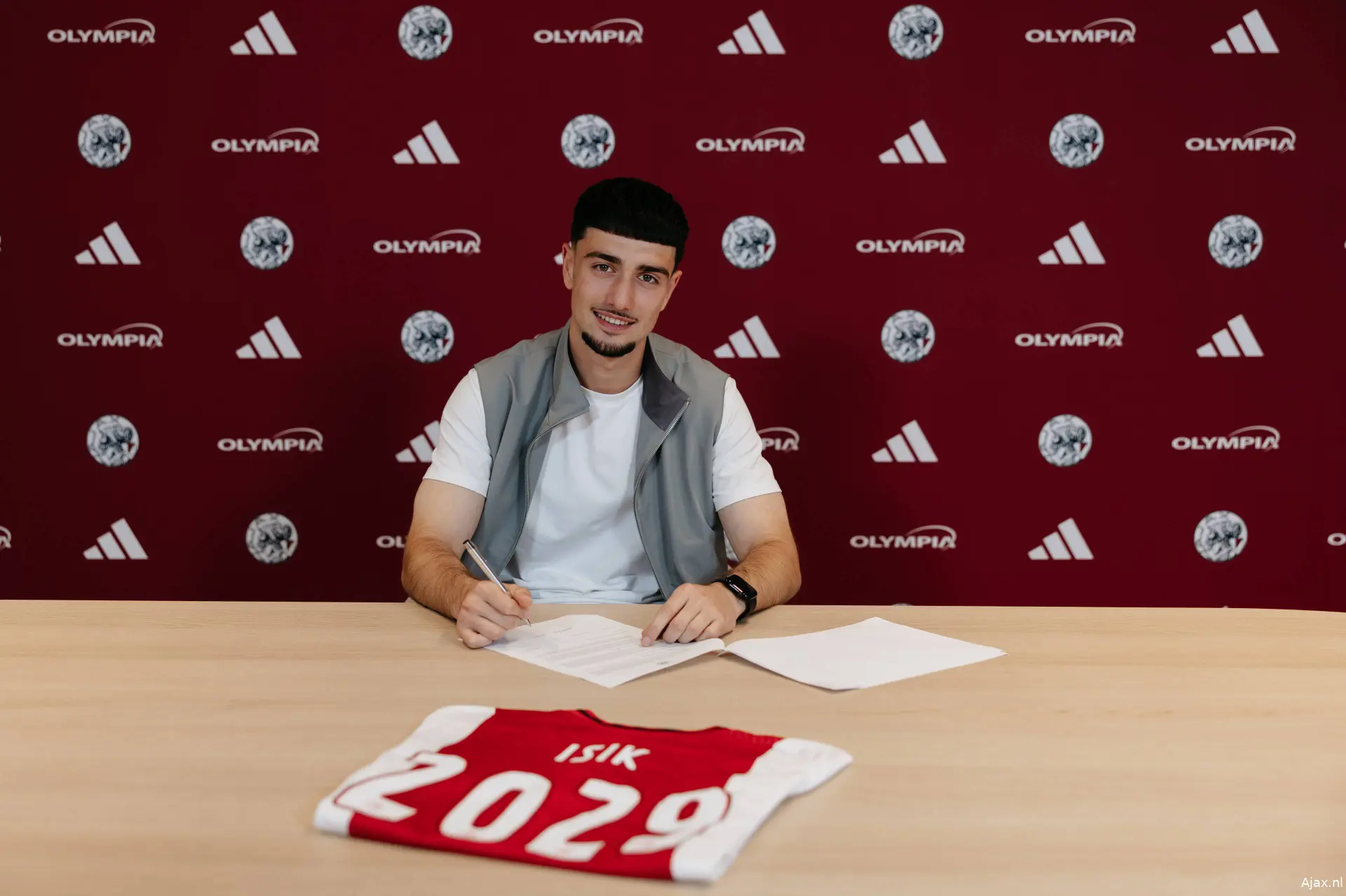 Ajax Showtime Enes Isik
