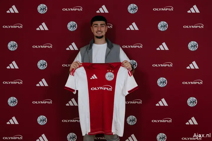 Ajax Showtime Enes Isik