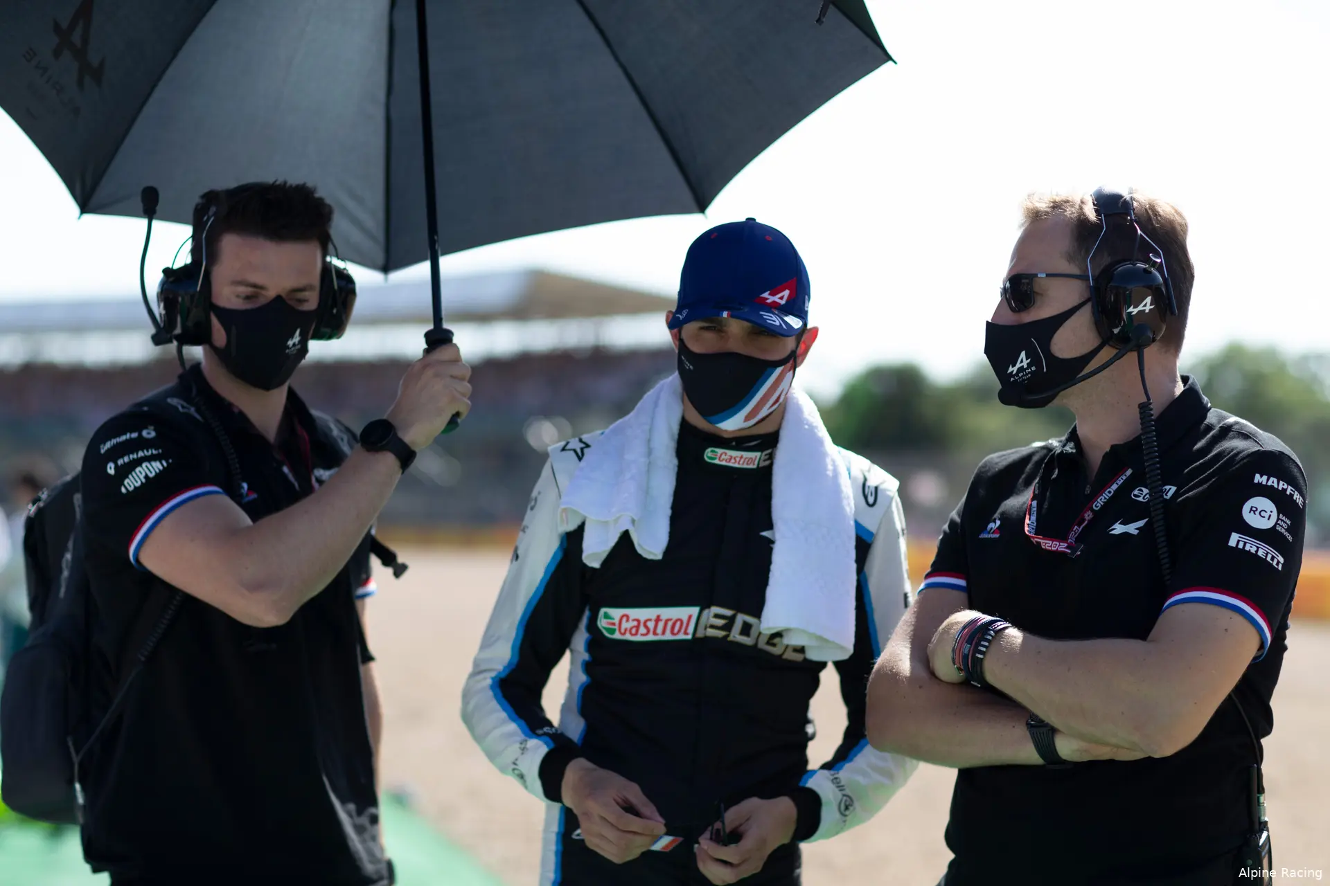 Esteban Ocon paraplu