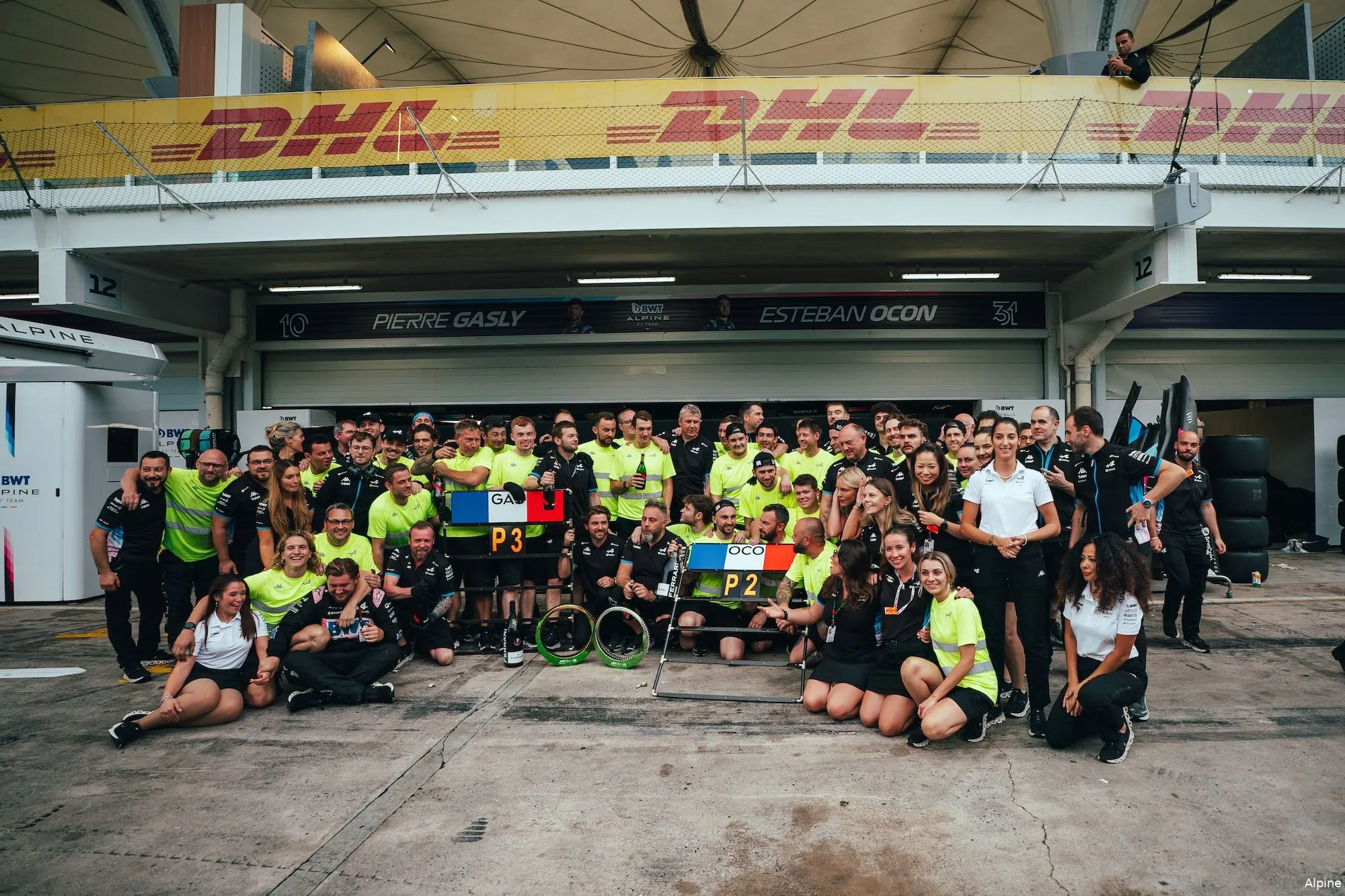 alpine teamfoto podium esteban ocon pierre gasly 2024 brazilie