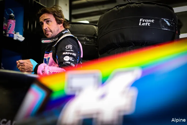 fernando alonso alpine f1 gp azerbeidzjan 2022