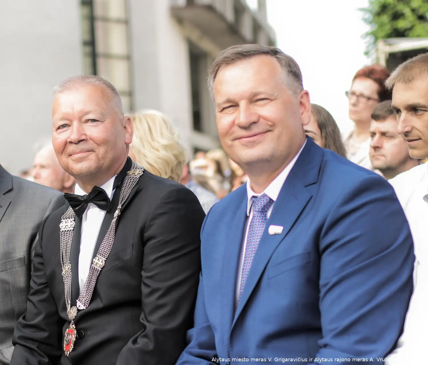 cfb3538e