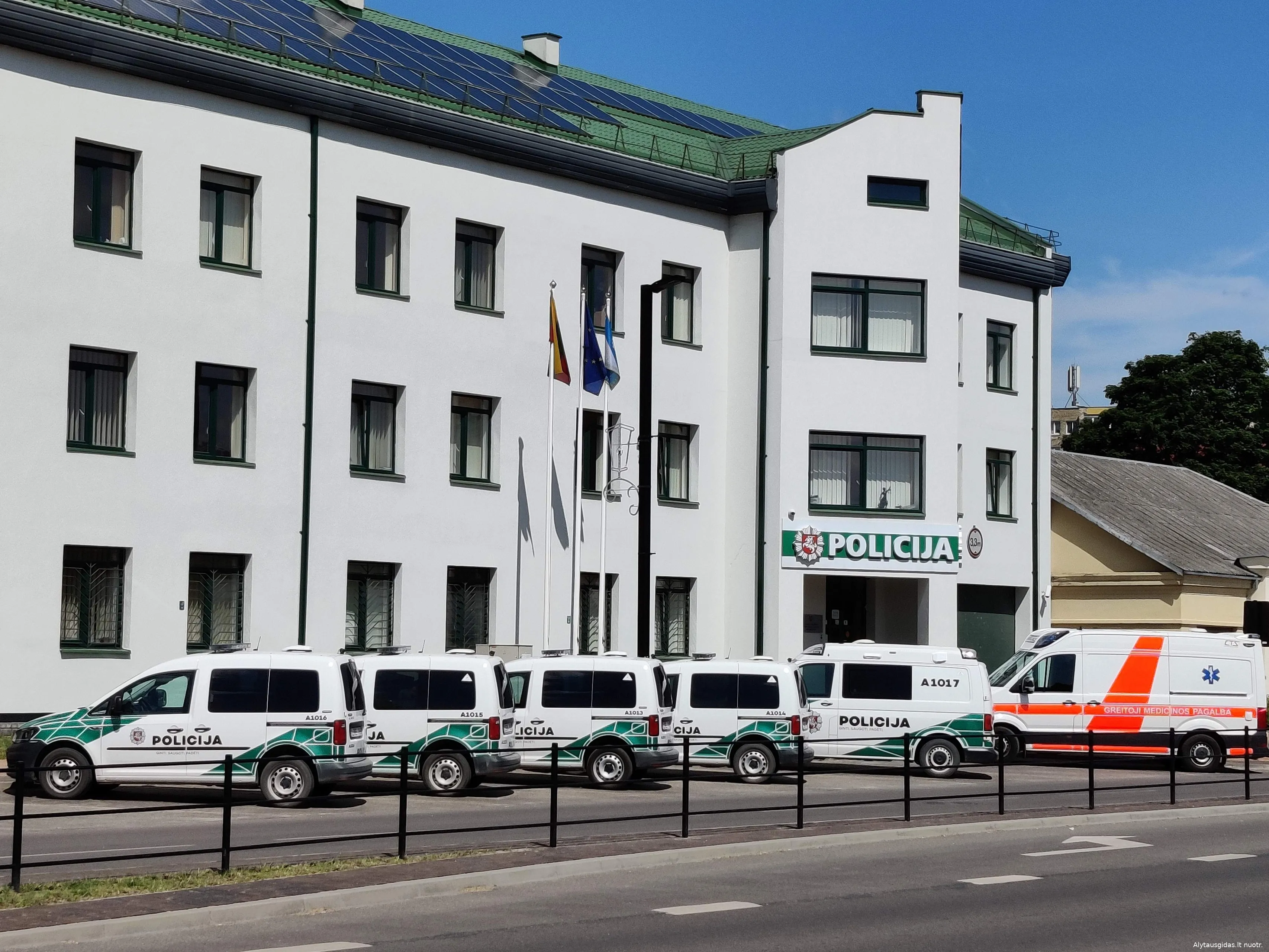 img 20210606 145428 1