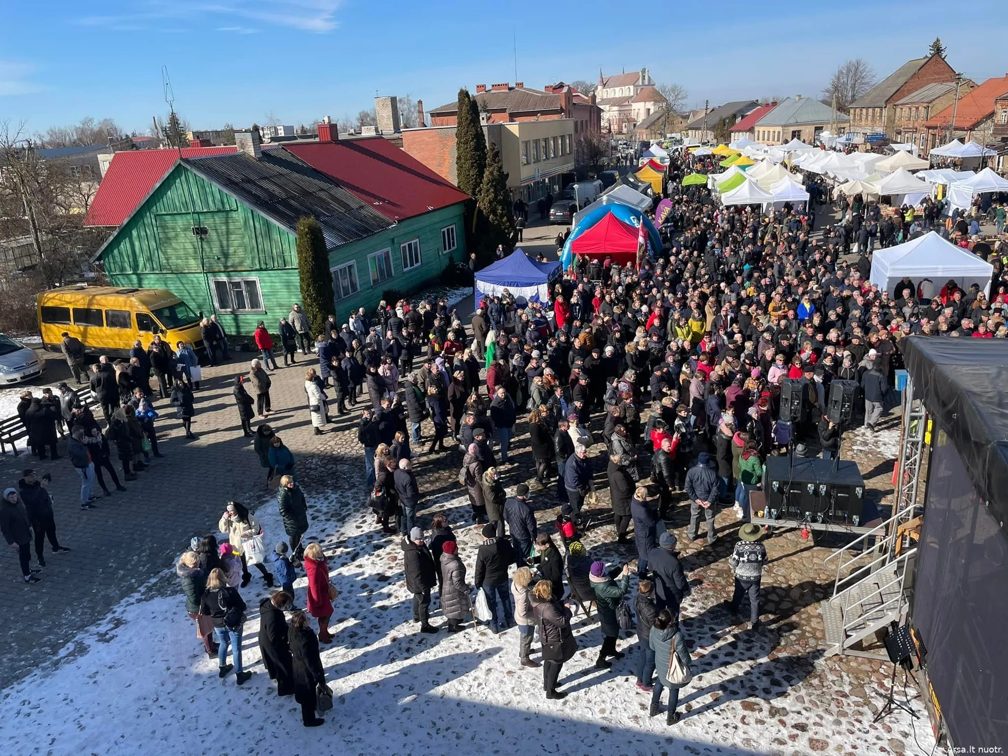 simker275297425 5285703201463275 3380472627718862957 n