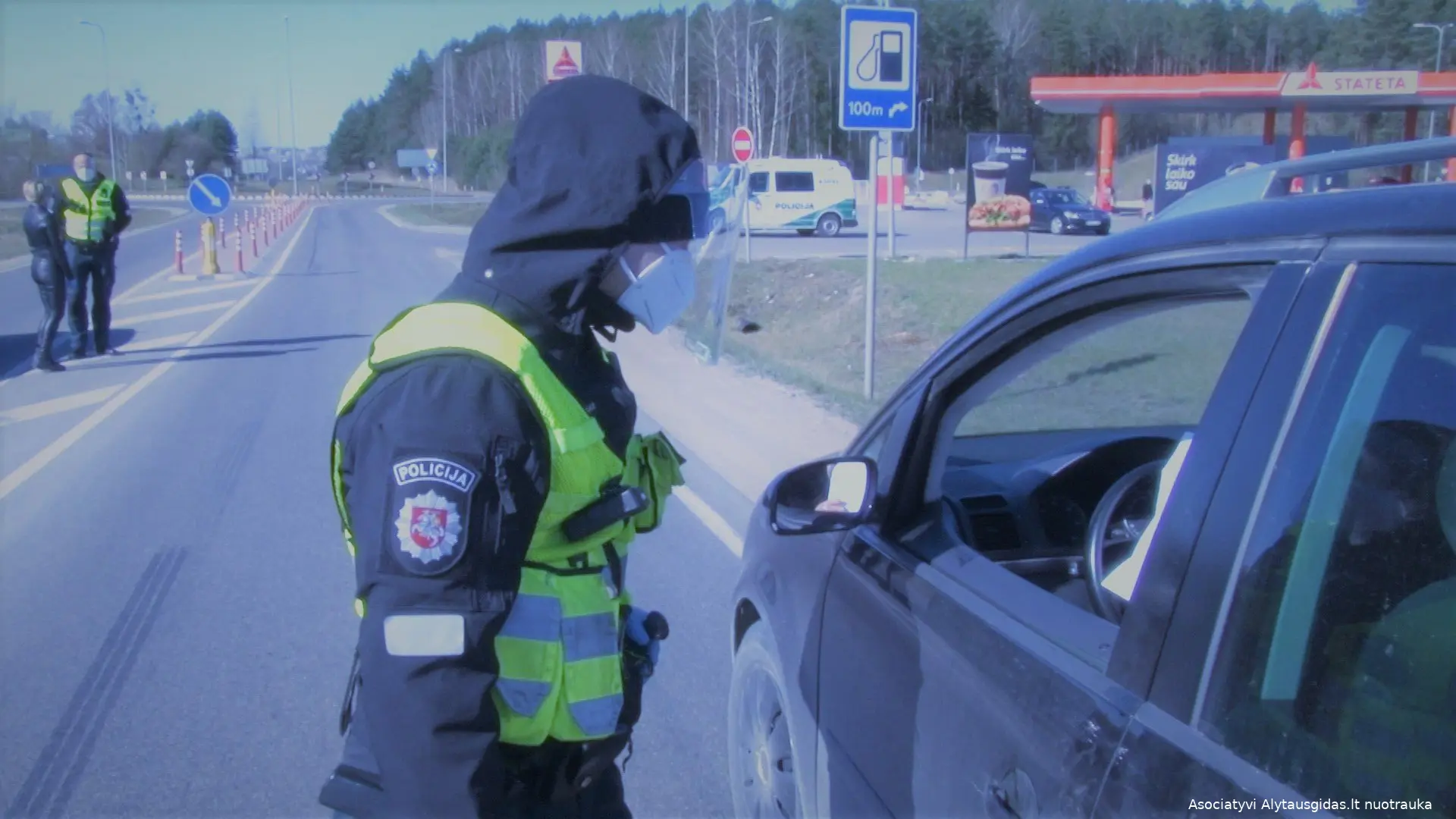 pol03 po reportazo00 29 22 18still083