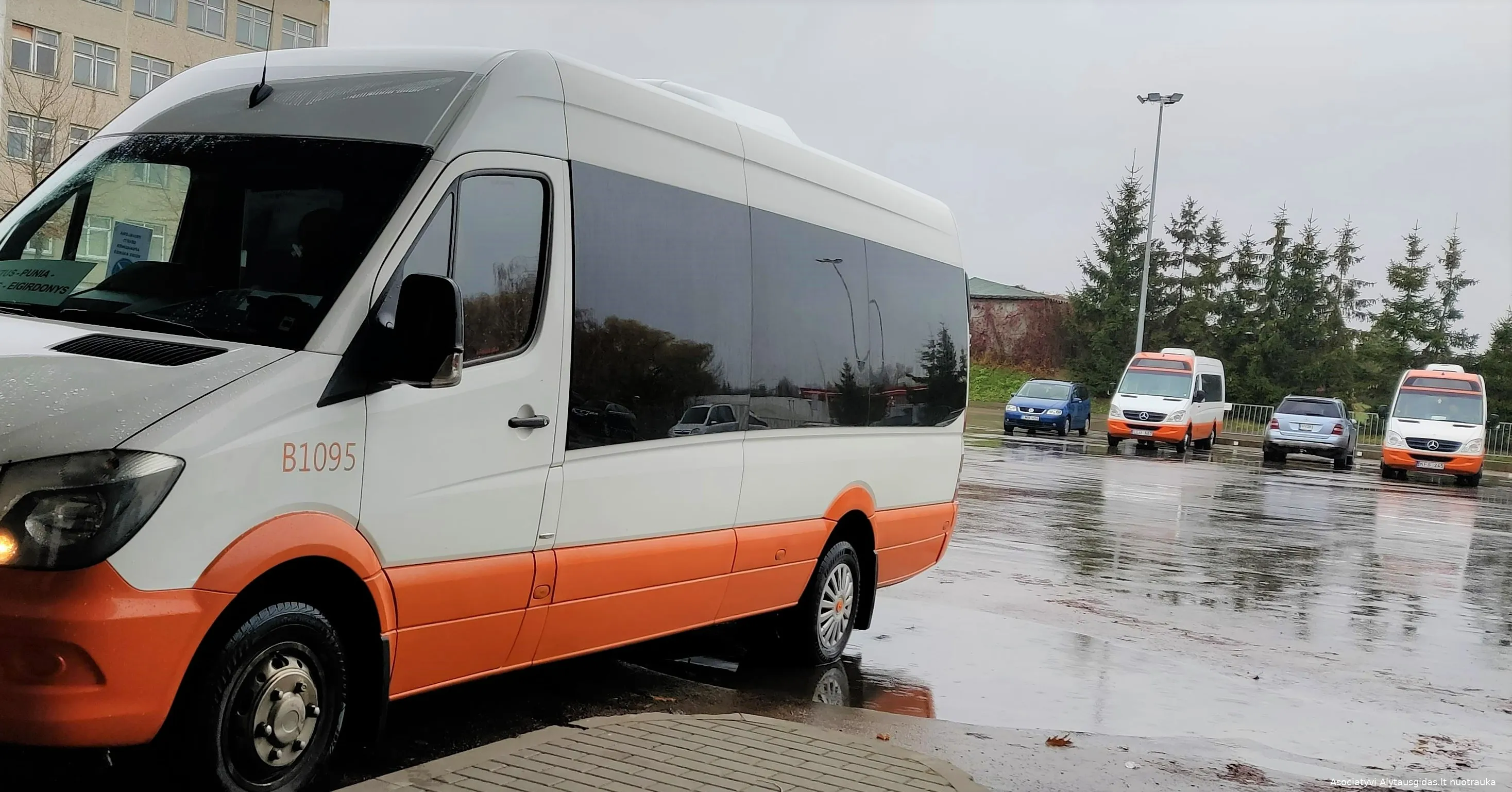 busimg 20211103 124036