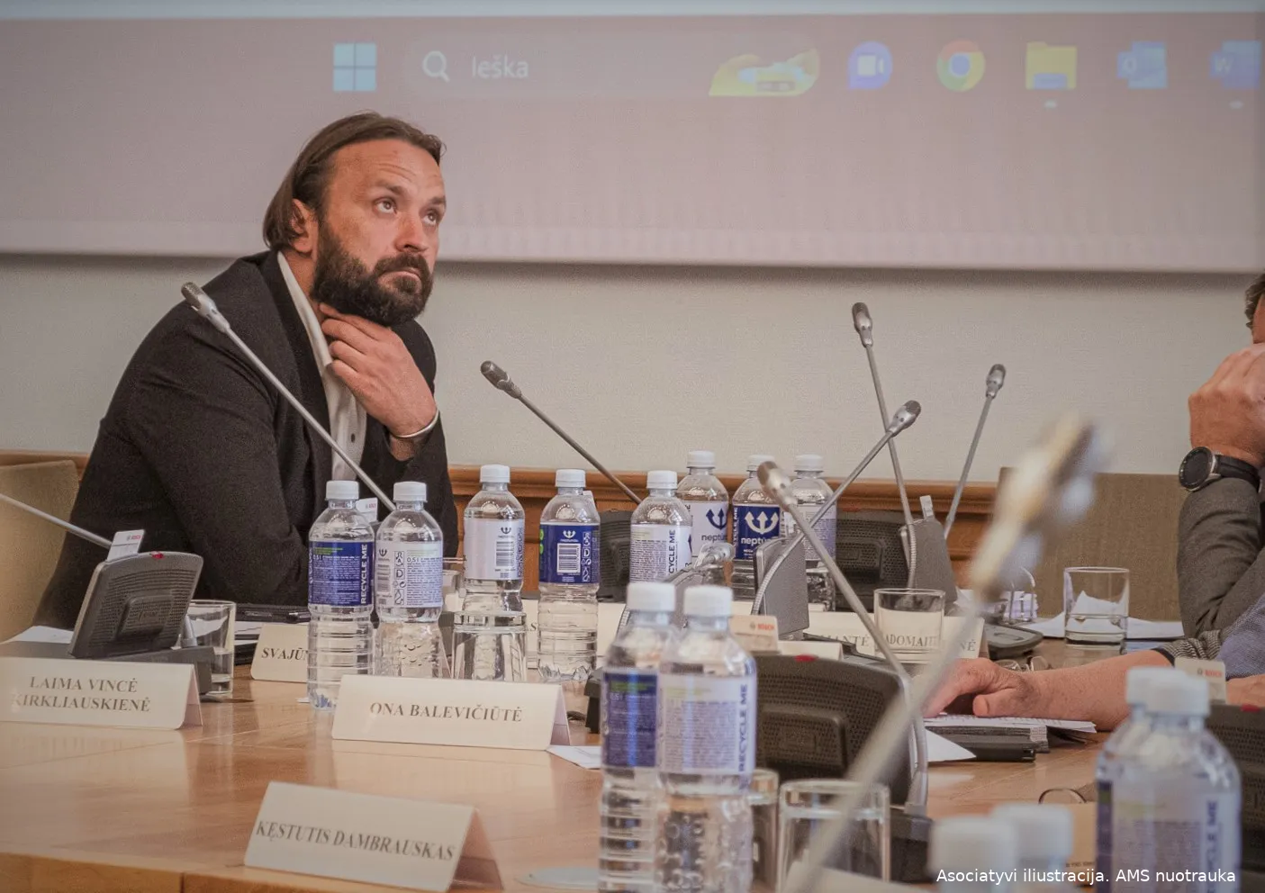 tarybamsiai349349515 9392113950860399 8434659547518870407 nf