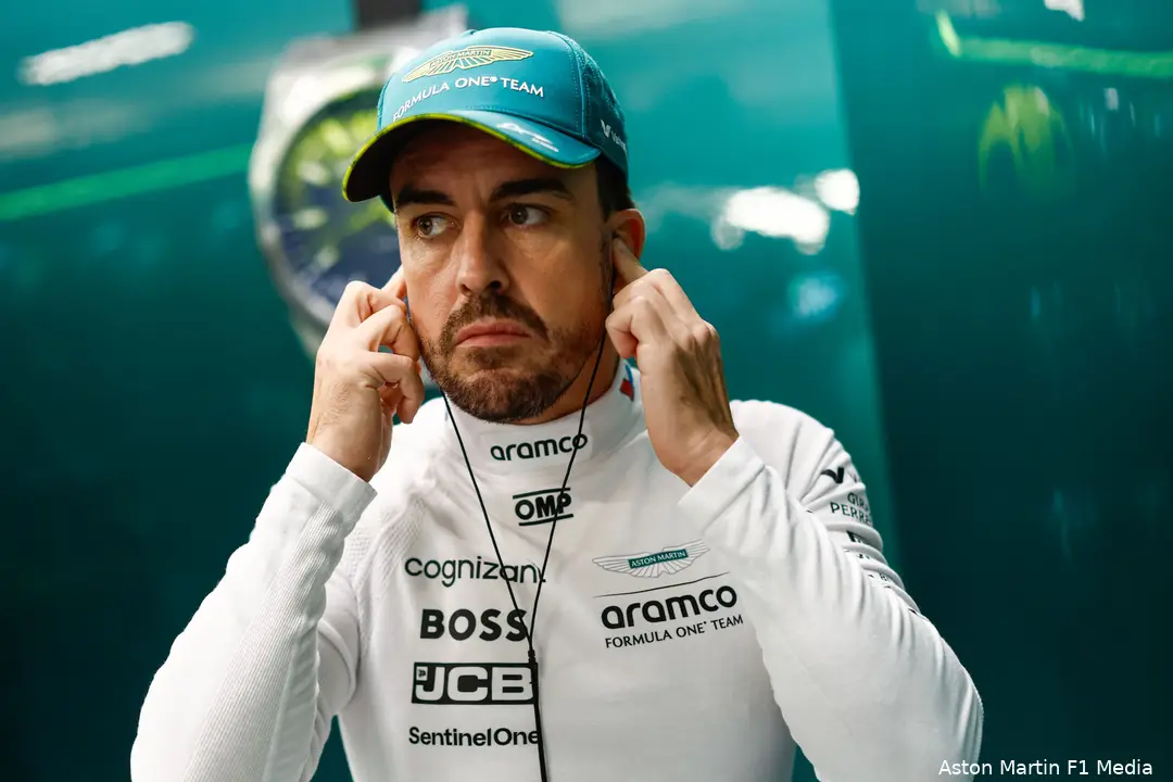 fernando alonso aston martin brazilie 114