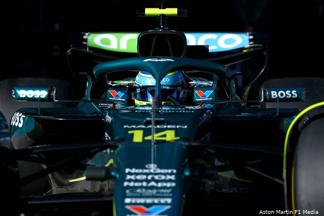 <i>Alonso zegt dat hij nog nooit een auto heeft ingehaald in Monaco.</i>