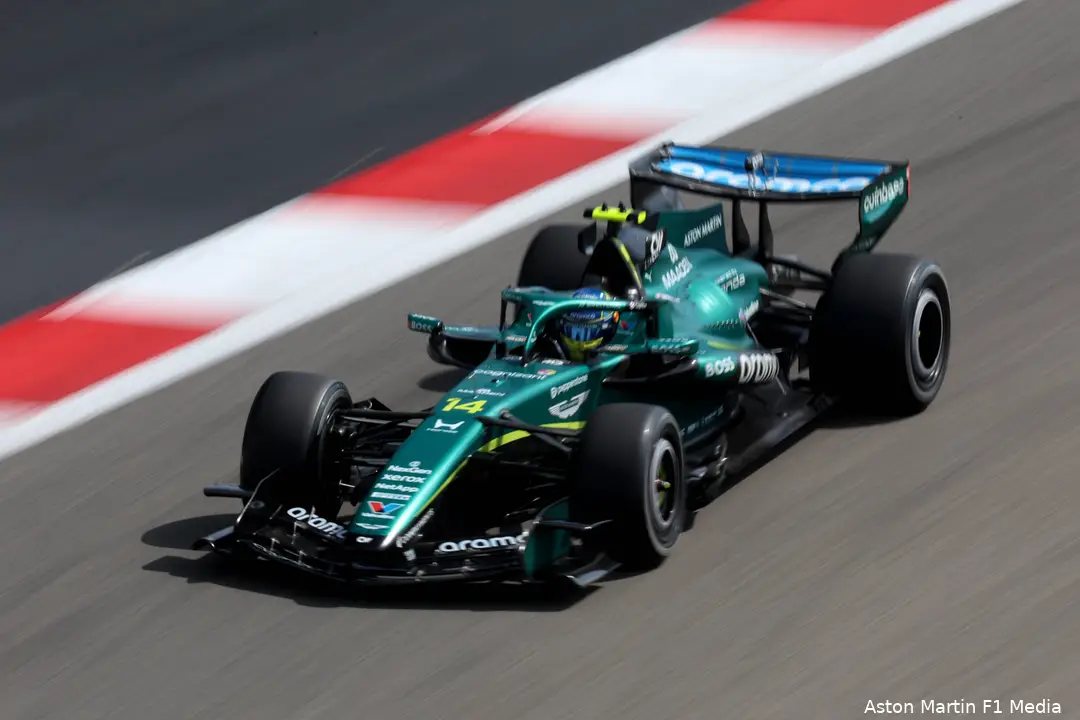 aston-martin-fernando-alonso-testdagen-bahrein-dag-2-11