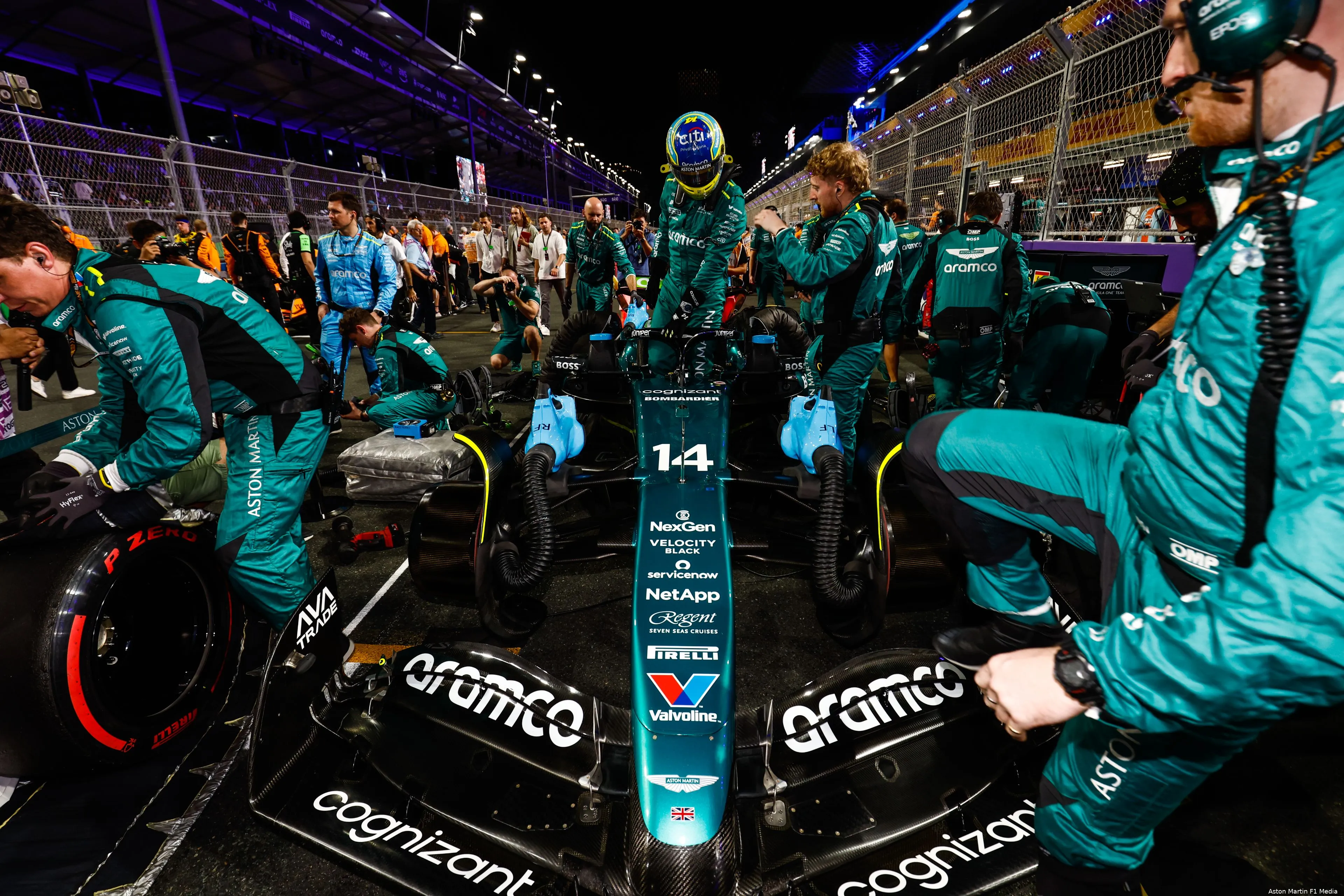 fernando alonso aston martin saoedi arabie 24