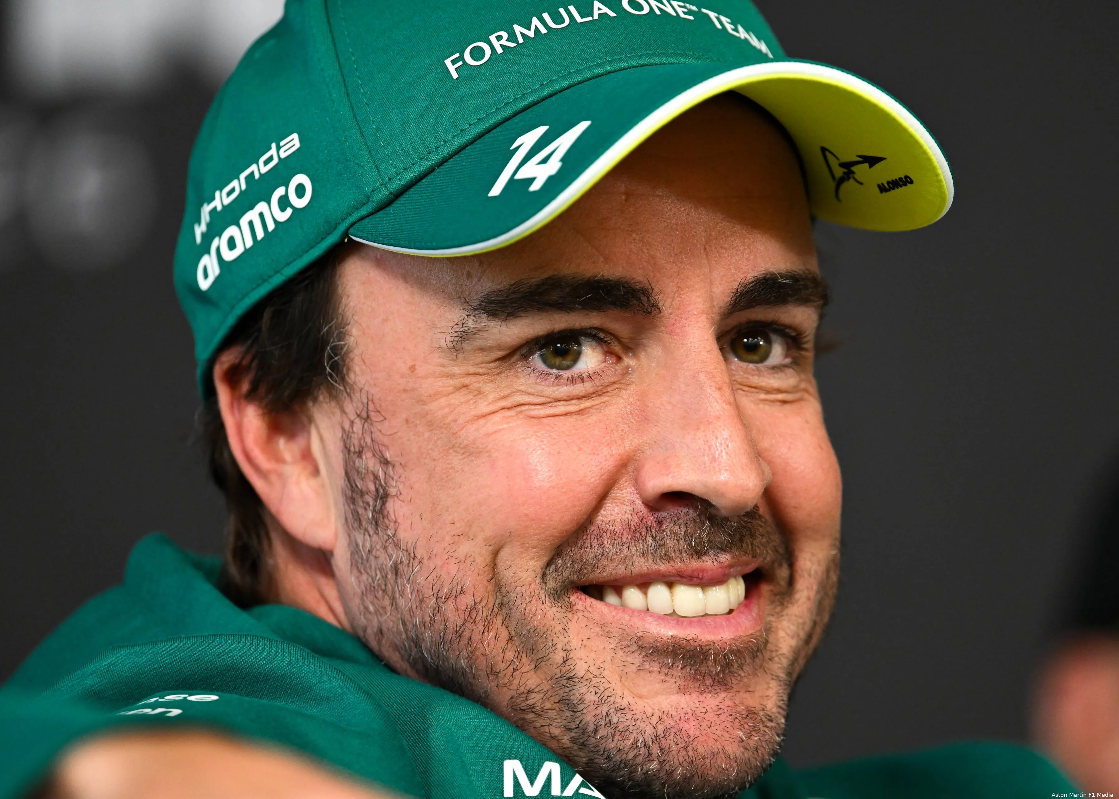 fernando-alonso-aston-martin-woensdag-wintertests-bahrein