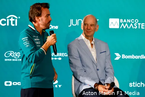 persconferentie aston fernando alonso adrian newey