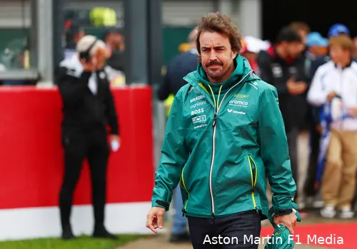 <i>Alonso wil dat er veranderingen plaatsvinden, zodat er gereden kan worden met regen.</i>