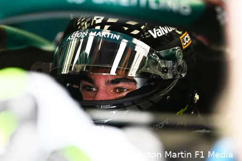 lance-stroll-aston-martin-amr26-woensdag-wintertests-bahrein