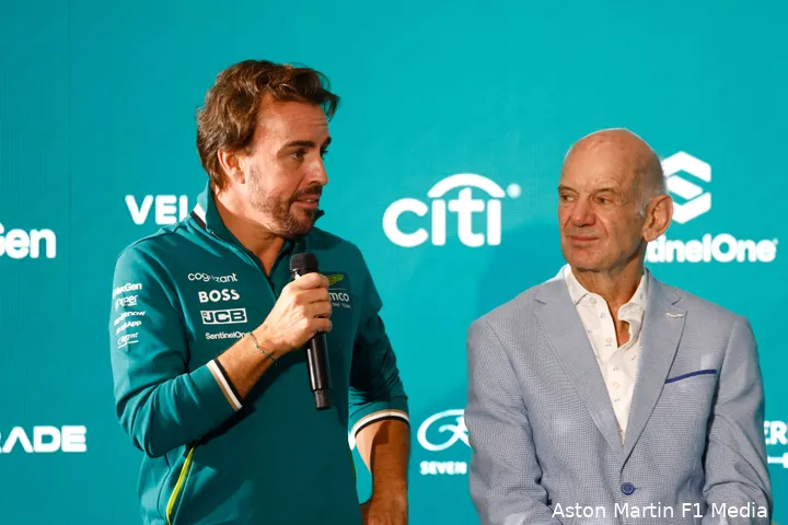 persconferentie aston martin adrian newey fernando alonso