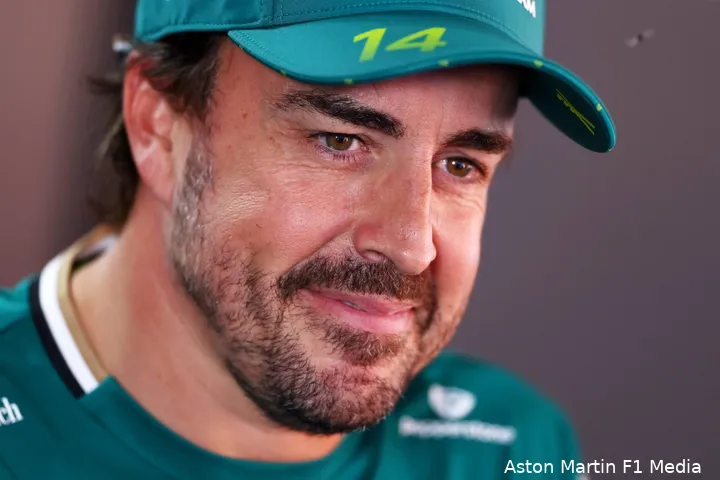 <i>Alonso niet tevreden over de afstelling dit weekend.</i>